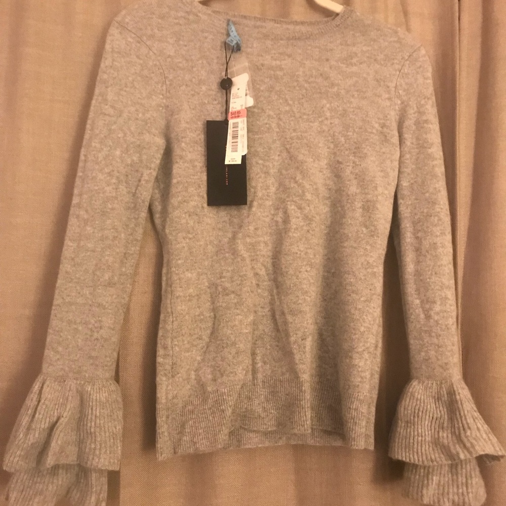 100% Cashmere Grey Sweater NWT